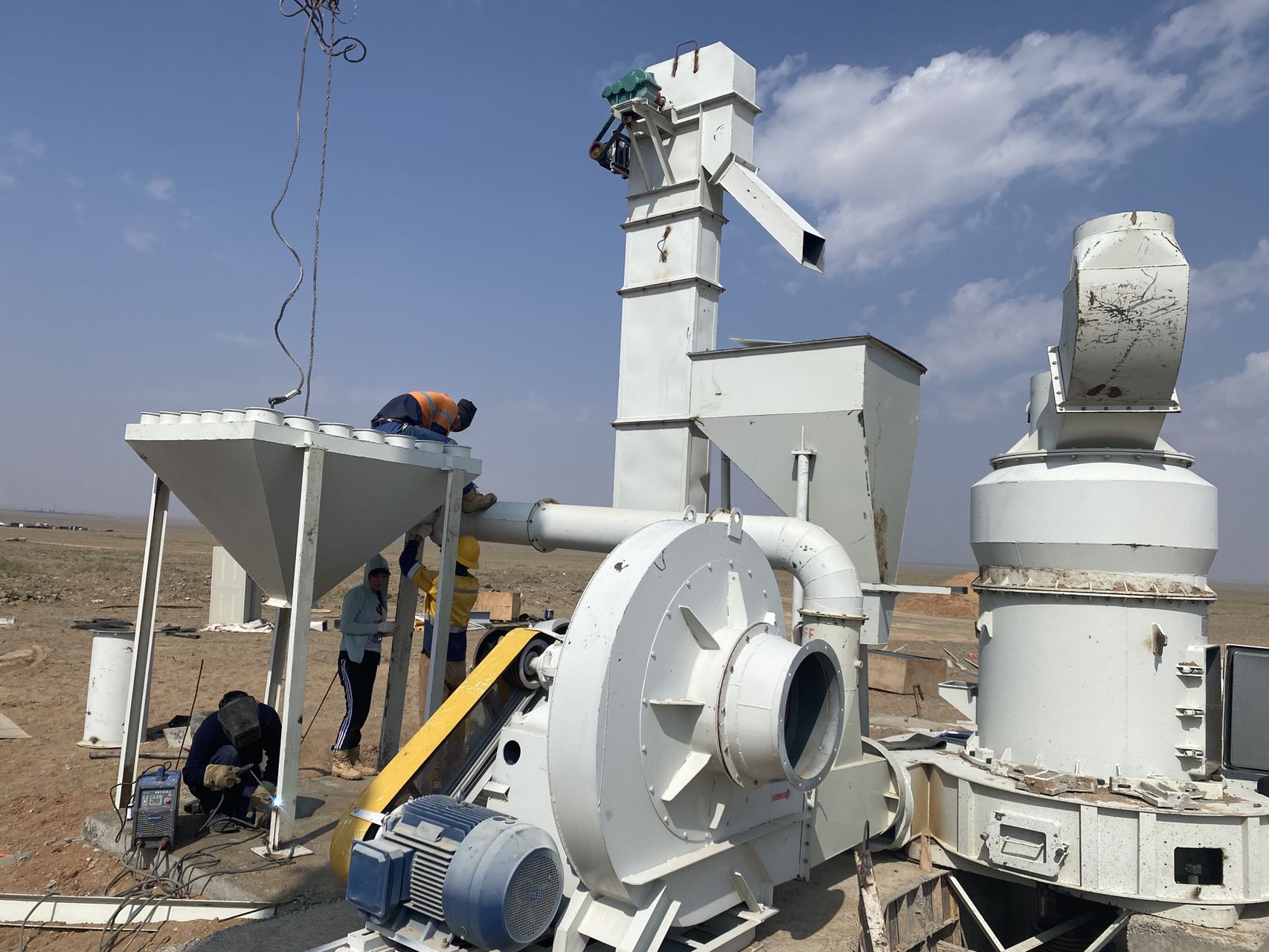 CLRM New Type Pendulum Roller Mill